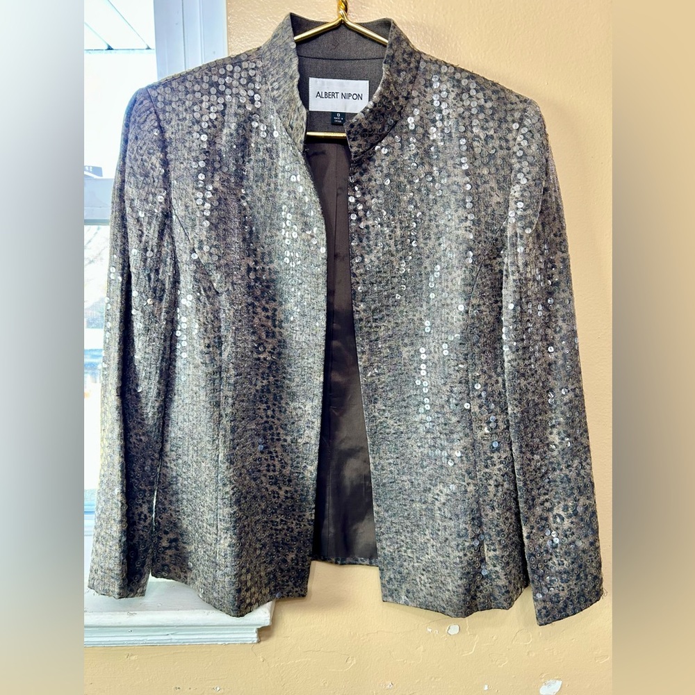Grey blazer